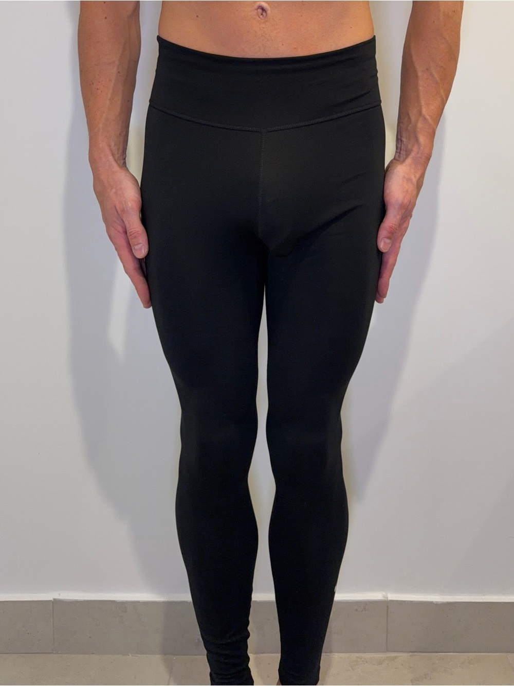 Nike Dri-FIT Leggings Size S Black Athletic Workout Pants